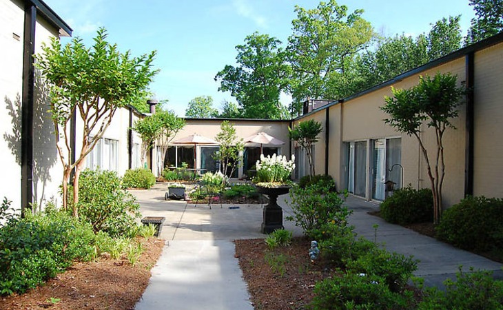 north-decatur-health-and-rehabilitation-center-30033-10217_4