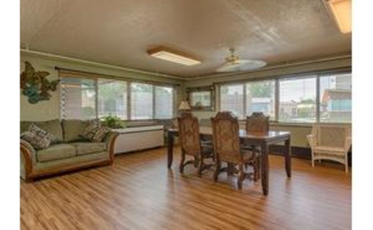 valley-manor-care-center-81401-10827_3