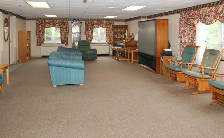 golden-livingcenter-phoenixville-19460-10901_4
