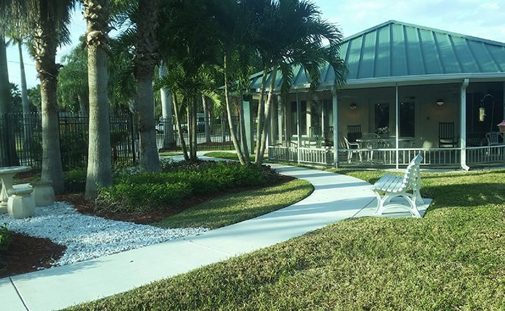palms-edge-assisted-living-and-memory-care-33410-1173372_3