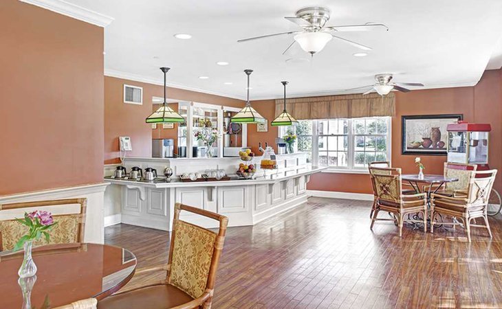 bickford-of-worthington-43085-1173649_5