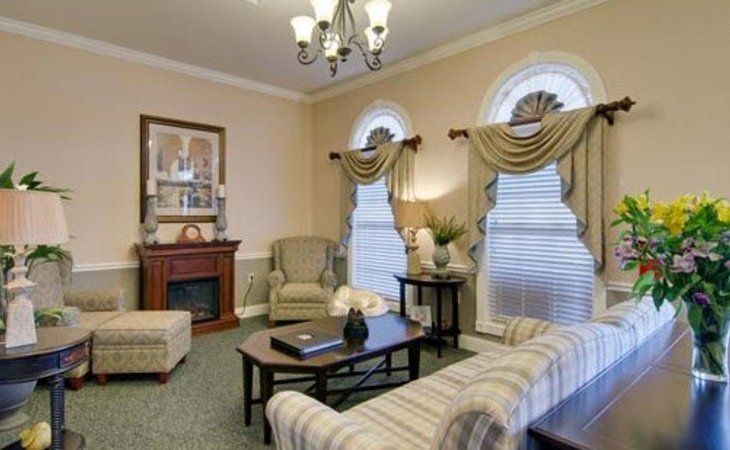 the-arbors-at-willow-springs-memory-care-assisted-living-by-americare-37174-1201228_10