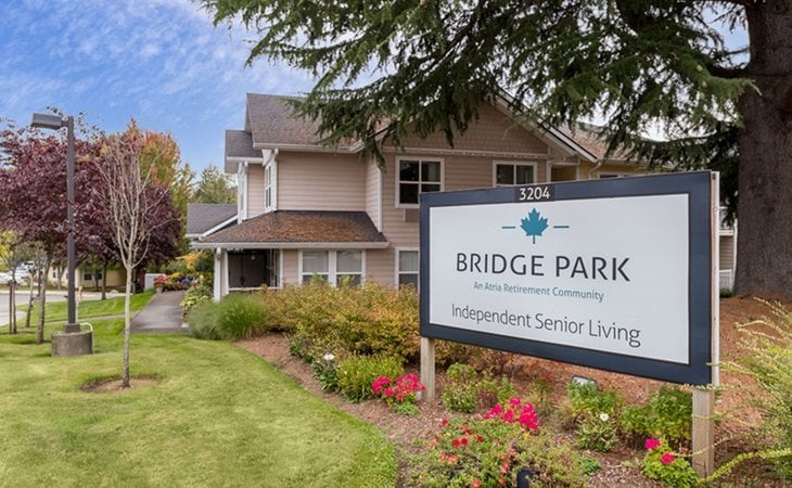 holiday-bridge-park-98126-1201520_1