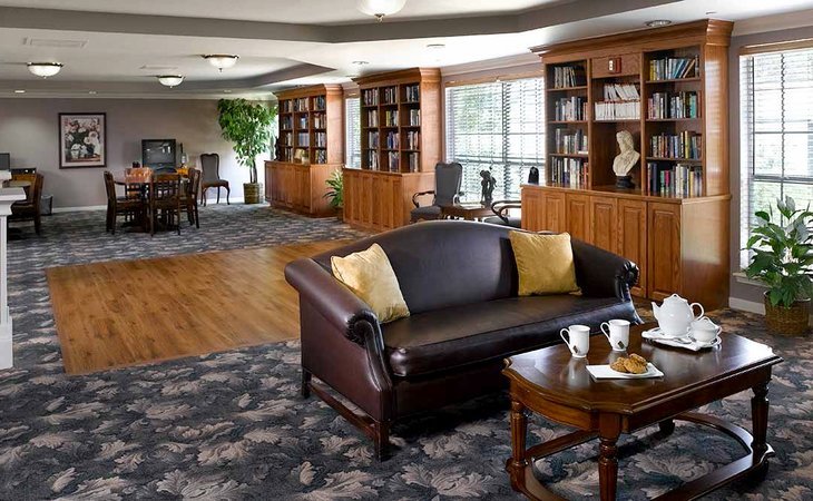 collier-park-senior-living-77706-1201790_3