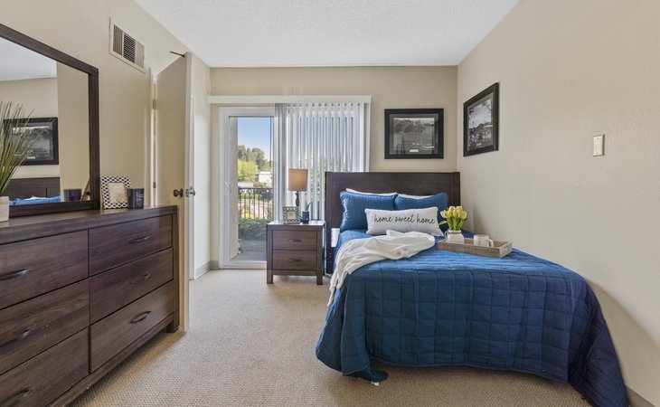 serra-highlands-senior-living-94015-1201800_6