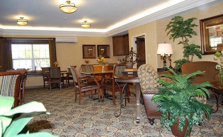flagstone-senior-living-97058-1203352_2