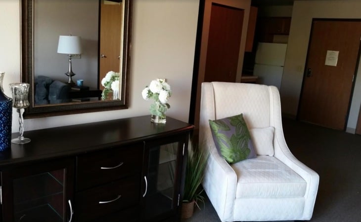layton-terrace-senior-living-53228-1203566_3