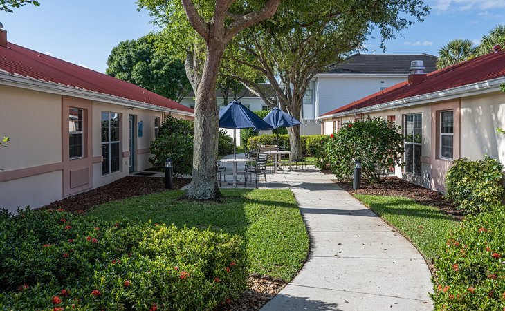 arden-courts-of-west-palm-beach-33409-1206203_6