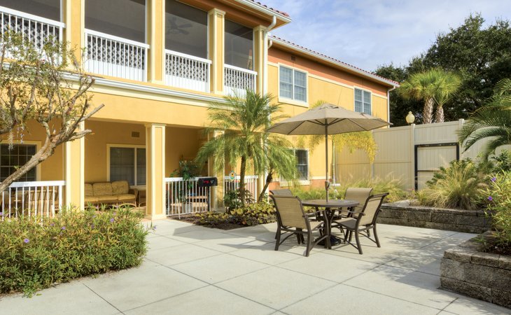 freedom-plaza-sun-city-center-assisted-living-and-memory-care-33573-1206342_3