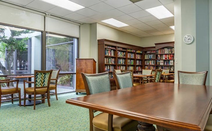brookdale-bayshore-33611-1206435_4