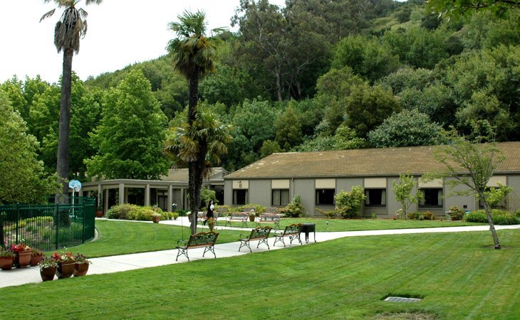 silverado-belmont-hills-memory-care-community-94002-1207499_2