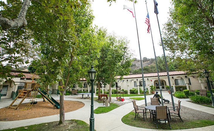 silverado-calabasas-91302-1207501_2