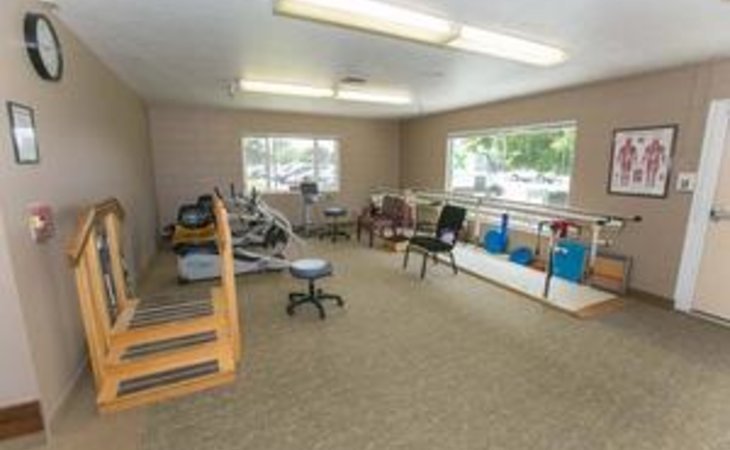river-s-edge-rehabilitation-and-living-center-83617-1208735_5