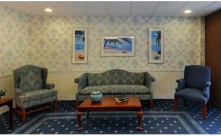 the-pines-at-glens-falls-center-for-nursing-and-rehabilitation-12801-1210301_5