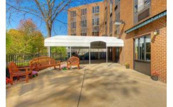 chester-valley-rehab-and-nursing-center-19355-1210627_18