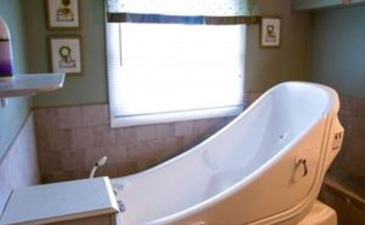 grace-barker-nursing-center-02885-1210679_5