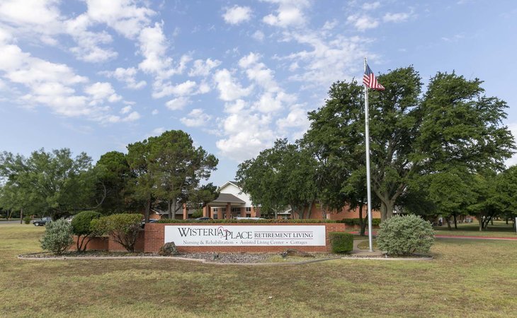 wisteria-place-senior-living-memory-care-79605-1211237_2
