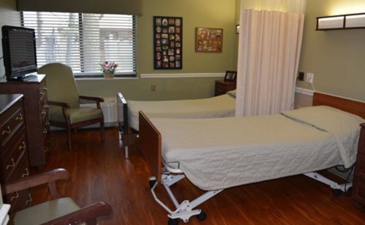 east-lake-nursing-rehabilitation-center-46514-12129_5