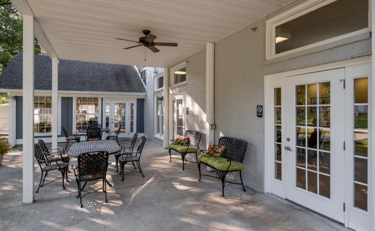the-village-at-bellevue-37221-1218229_2