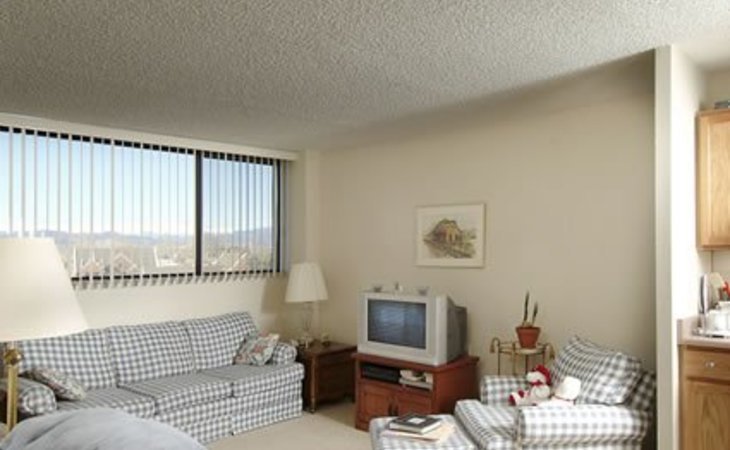 hover-manor-senior-apartments-80503-1218913_2