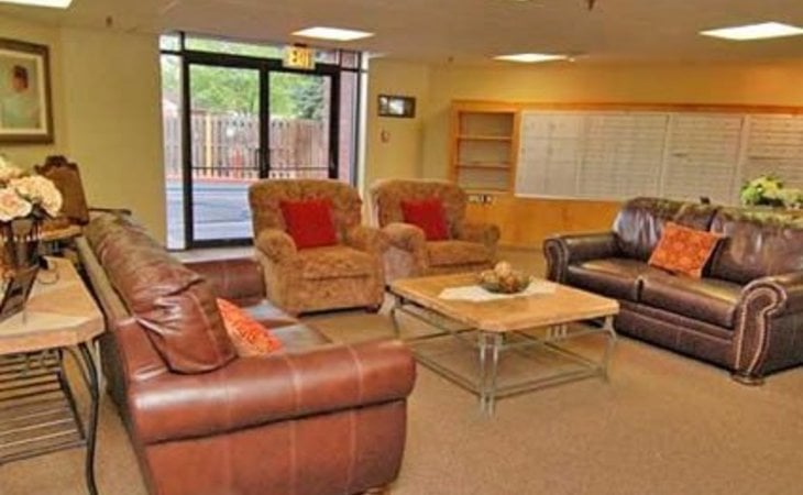 hover-manor-senior-apartments-80503-1218913_6