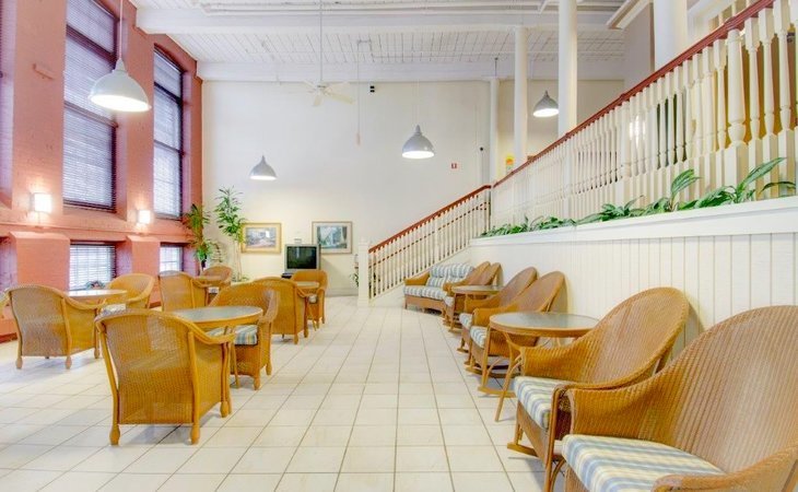 whaler-s-cove-assisted-living-02746-1219022_5