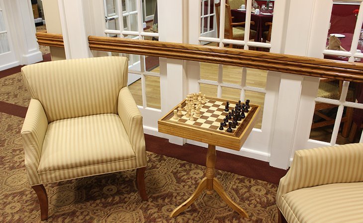 carriage-house-senior-living-community-27455-1221921_2