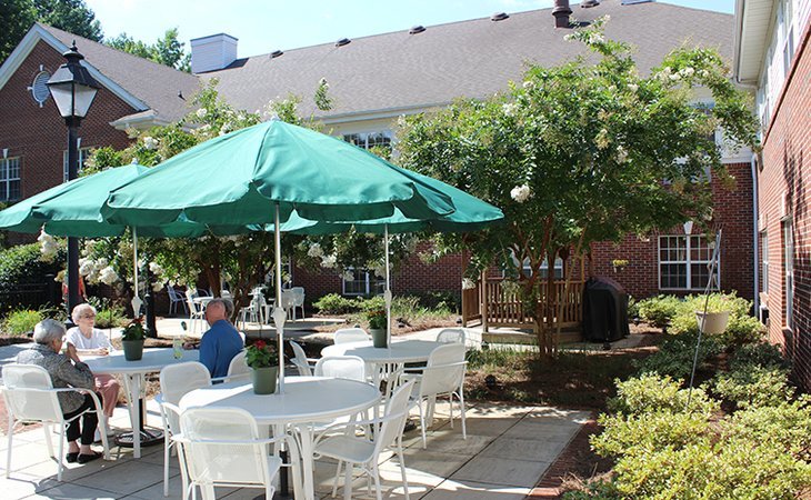 carriage-house-senior-living-community-27455-1221921_4