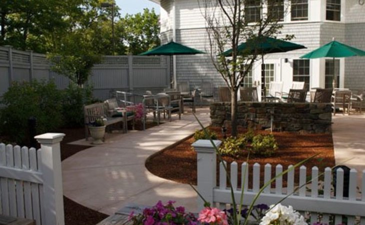 harriett-and-ralph-kaplan-estates-01960-1224241_3