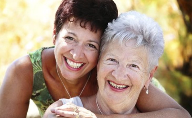 at-home-caregivers-94945-1225758_3