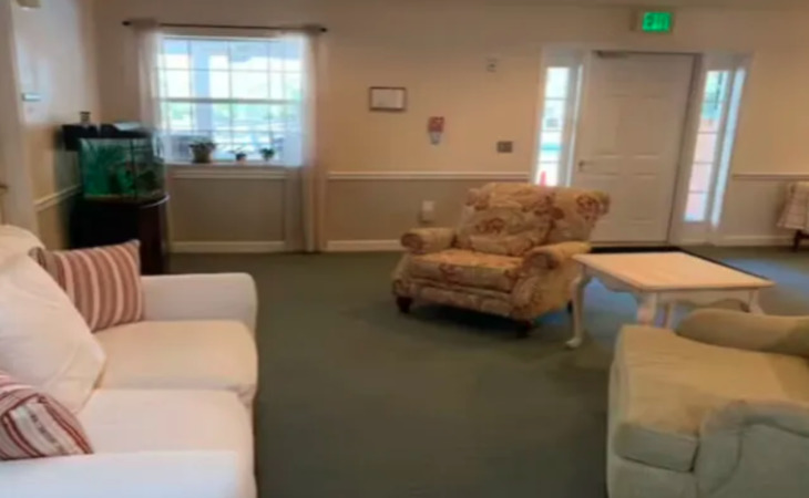 chelsea-s-hidden-acres-35043-1226976_3