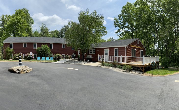 assisted-living-at-pine-hill-03087-1227351_2