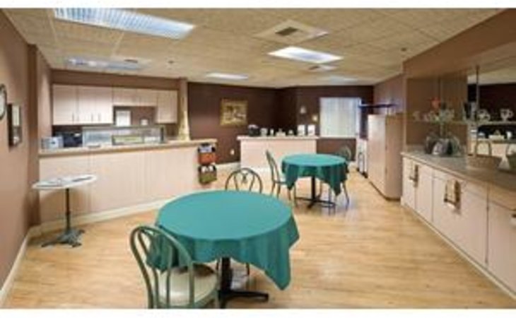 life-care-center-of-coeur-d-alene-83815-1227567_16