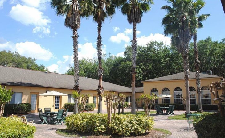 savannah-court-of-st-cloud-34769-1228059_2
