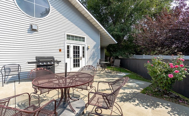 meadows-place-98926-1228615_3