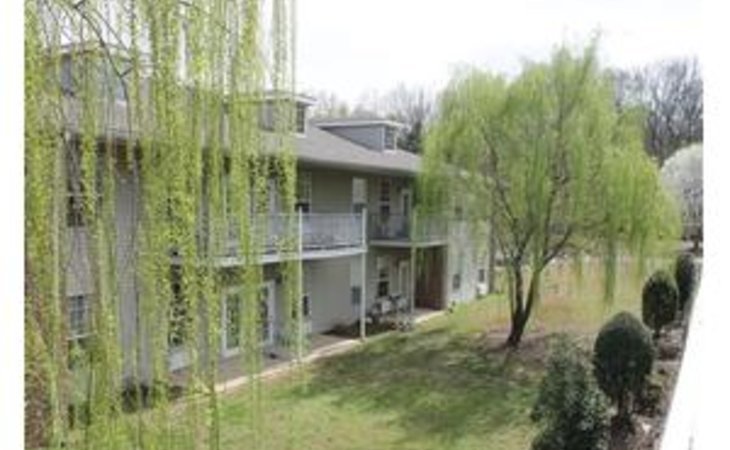 lakeside-senior-living-community-38201-1229642_3