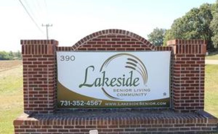 lakeside-senior-living-community-38201-1229642_5