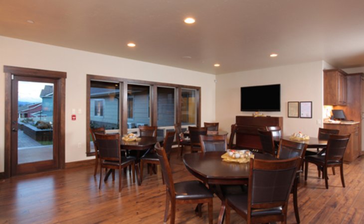 the-lodge-at-riverside-harbor-83854-1231522_2