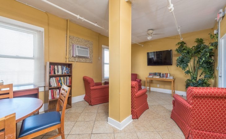 colonial-assisted-living-at-west-palm-beach-33401-1232175_1