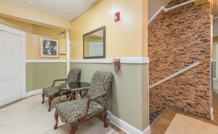 colonial-assisted-living-at-west-palm-beach-33401-1232175_2