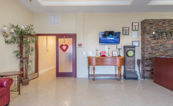 colonial-assisted-living-at-west-palm-beach-33401-1232175_5