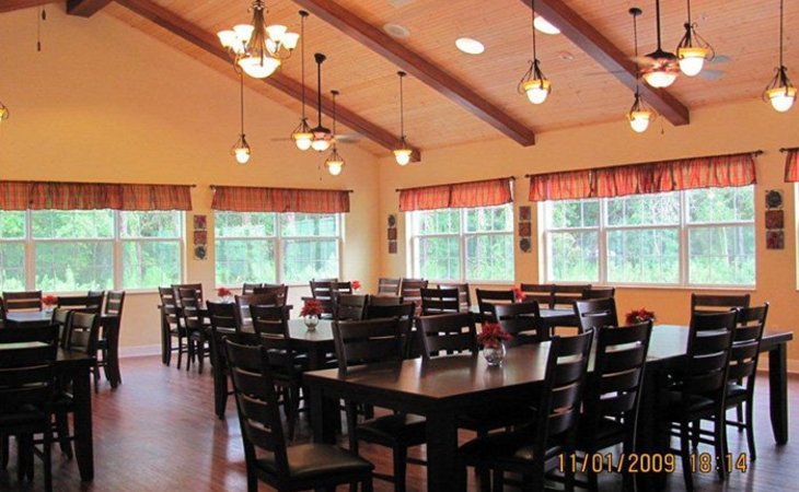 magnolia-manor-assisted-living-33558-1234338_2