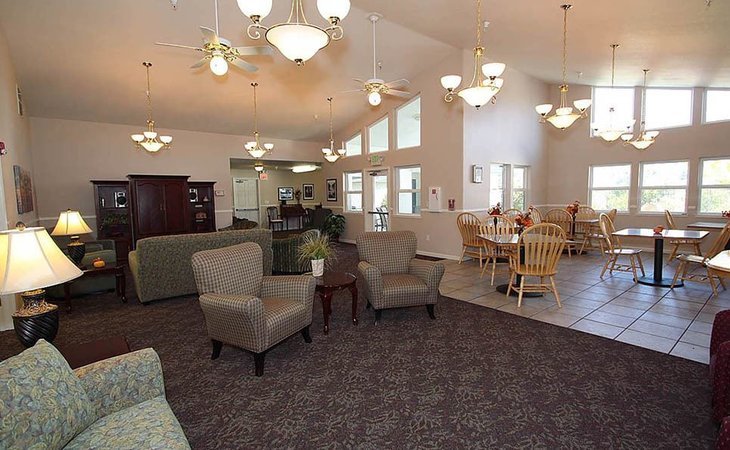 oak-terrace-memory-care-95372-1234646_2