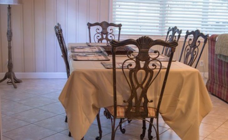 azalea-oaks-place-assisted-living-closed-33566-1236279_6