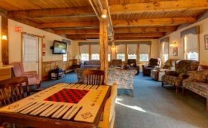 pine-rock-manor-03278-1237214_2
