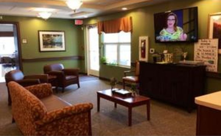 twin-pines-health-care-center-19390-1239125_2