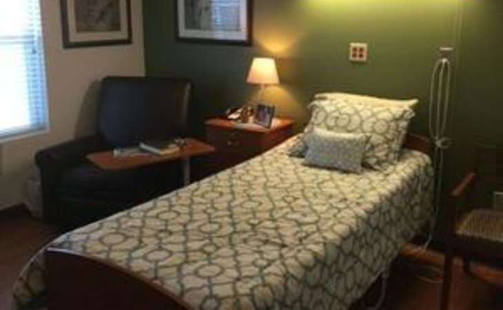 twin-pines-health-care-center-19390-1239125_5