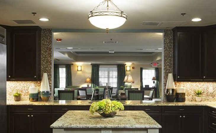 freedom-plaza-sun-city-center-assisted-living-and-memory-care-33573-1239345_11