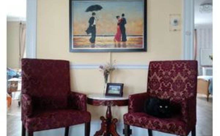 the-villager-retirement-home-03045-1240114_2