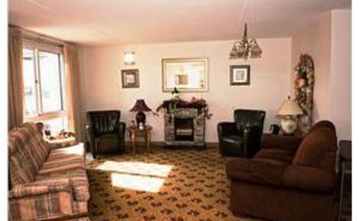 baldwin-house-senior-living-brownstown-48183-1240131_11